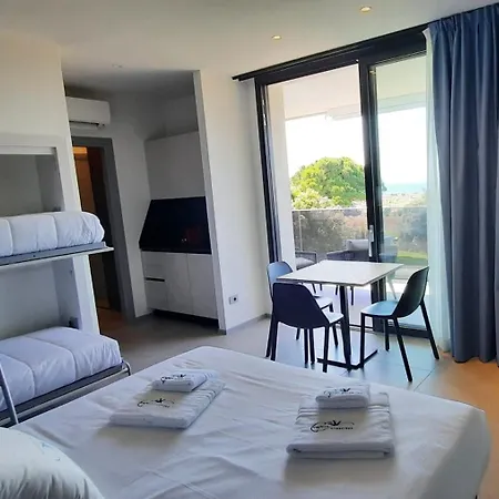 Diana Apartahotel 3*