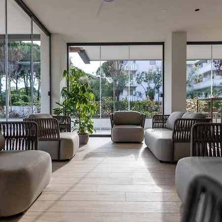 Diana Seafront Apart Otel 3*