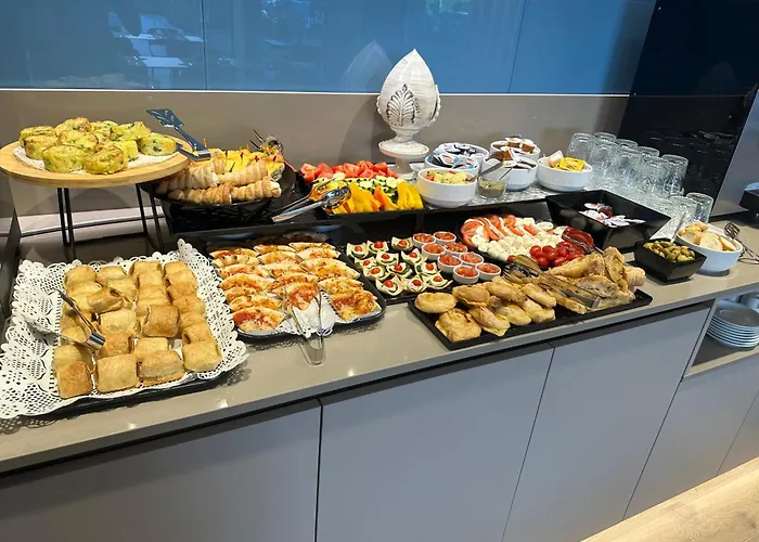 Diana Seafront Aparthotel 3*