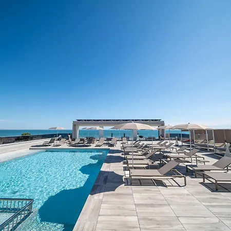 Diana Seafront 3* Μπιμπιόνε